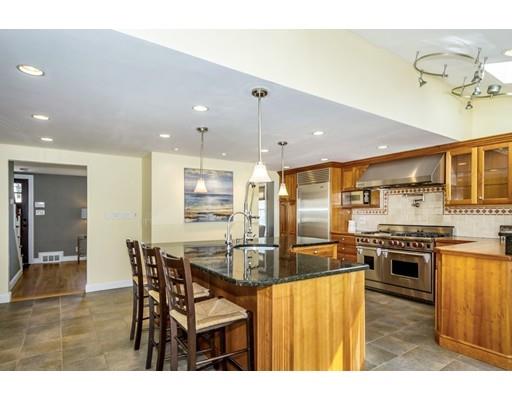 133 Robbins Road Arlington, MA 02476 - Photo 6 of 29