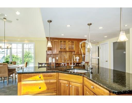 133 Robbins Road Arlington, MA 02476 - Photo 8 of 29