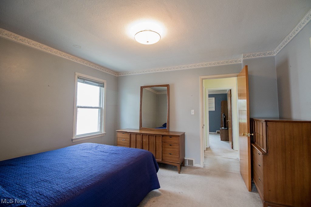 1st Floor Back Right Bedroom