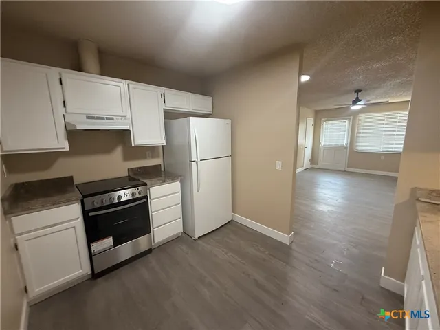 $1,100 | 200 Olsens Acres, Unit D6, Wimberley, TX 78676