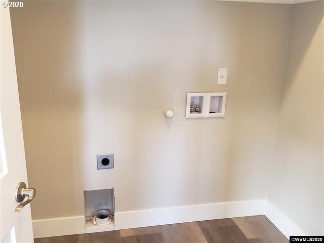 911 Chestnut Street Independence, OR 97351 - Photo 17 of 19 Gallery Image 17