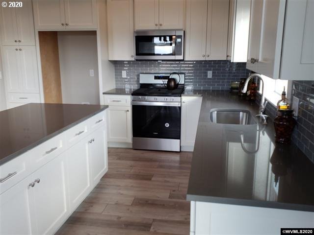911 Chestnut Street Independence, OR 97351 - Photo 8 of 19 Gallery Image 8