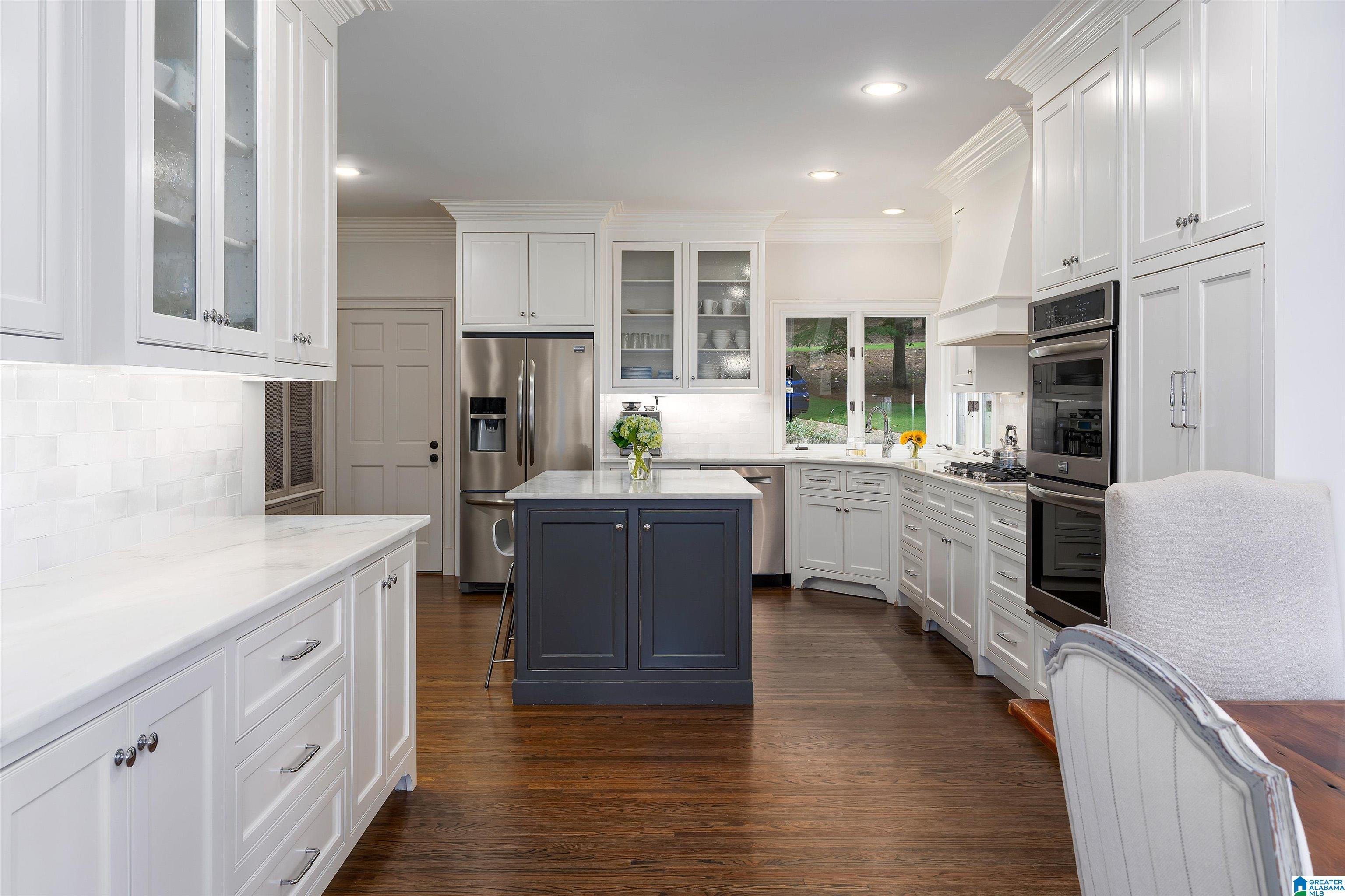 2564 Dolly Ridge Road Birmingham, AL 35243 - Photo 12 of 43