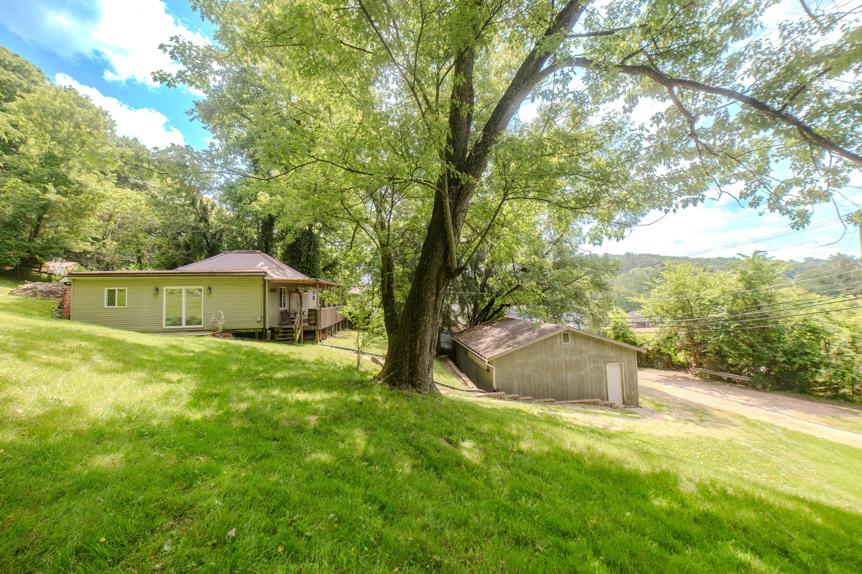 12 Spring Street Glouster, OH 45732 - Photo 4 of 24 DSC_8493