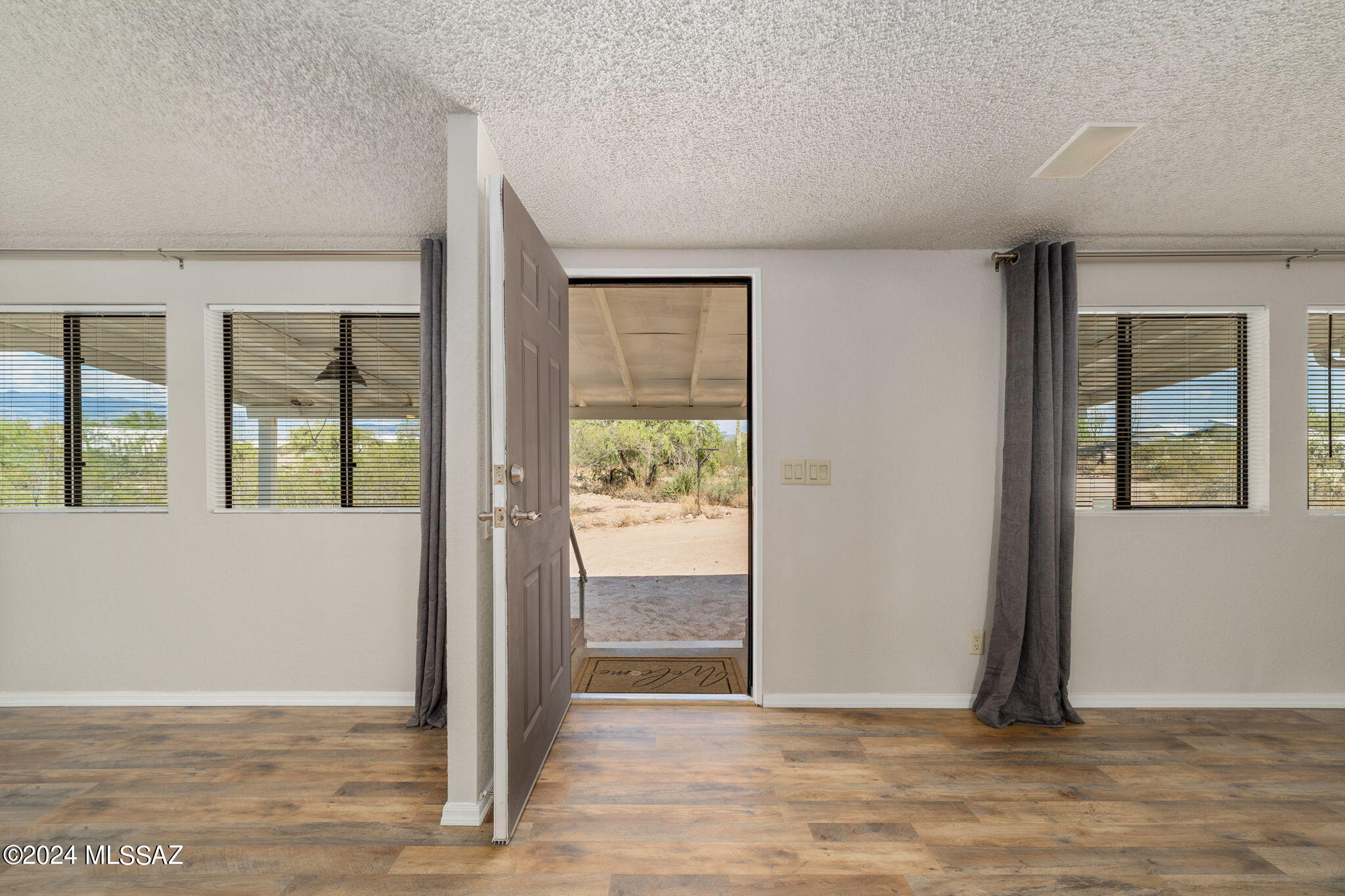 9520 South Spider Rock Road Vail, AZ 85641 - Photo 13 of 37 Gallery Image 13