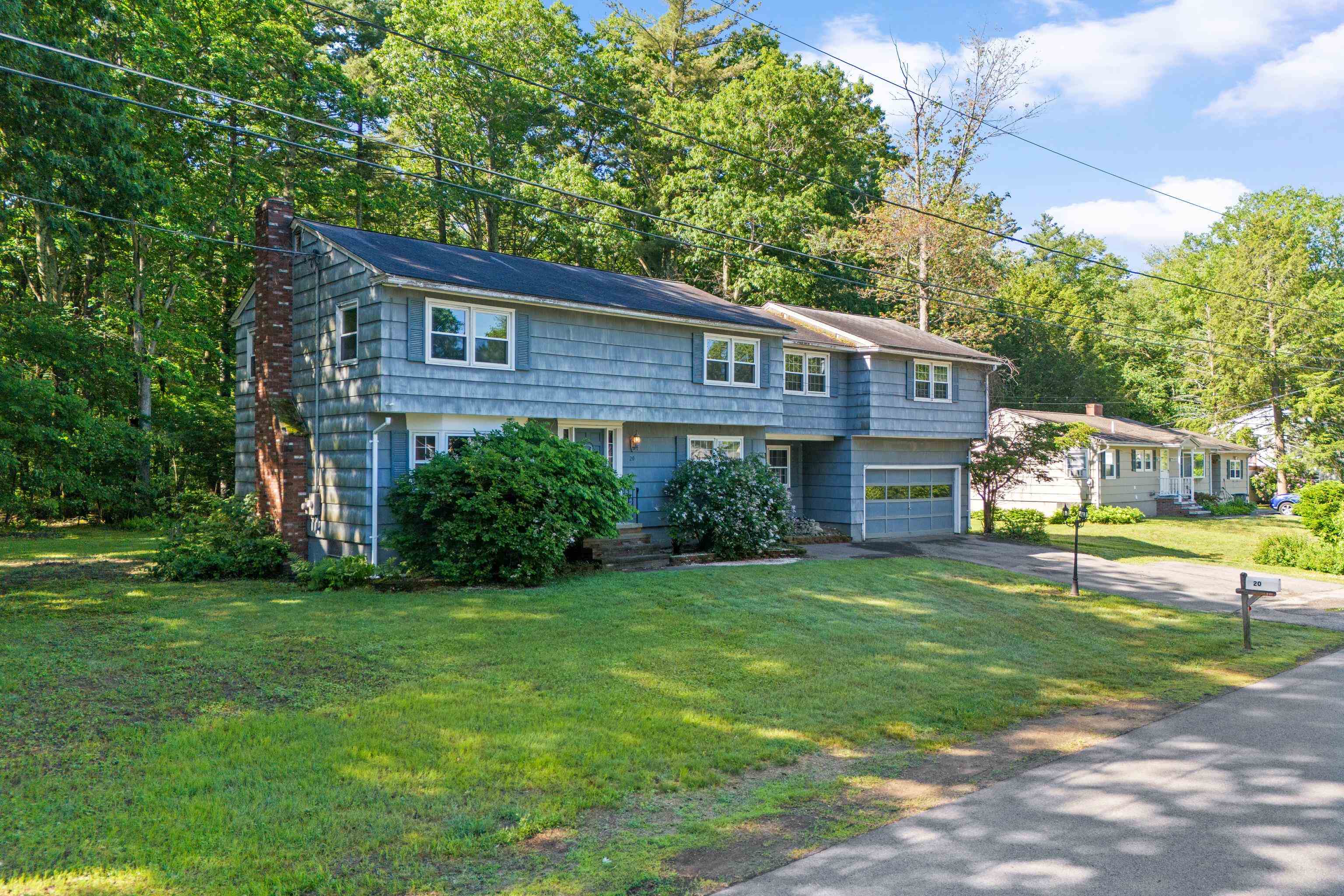 20 Garrison Road Salem, NH 03079 - Photo 2 of 59