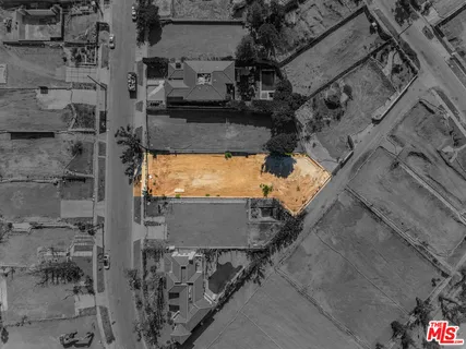 a view of a terrace with sitting space