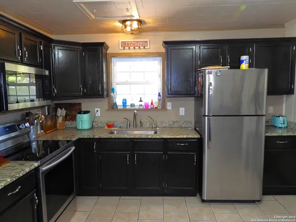 $259,500 | 155 Scenic Circle, Lakehills, TX 78063