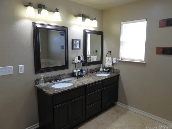 $259,500 | 155 Scenic Circle, Lakehills, TX 78063