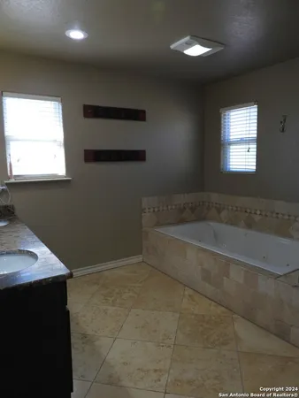 $259,500 | 155 Scenic Circle, Lakehills, TX 78063