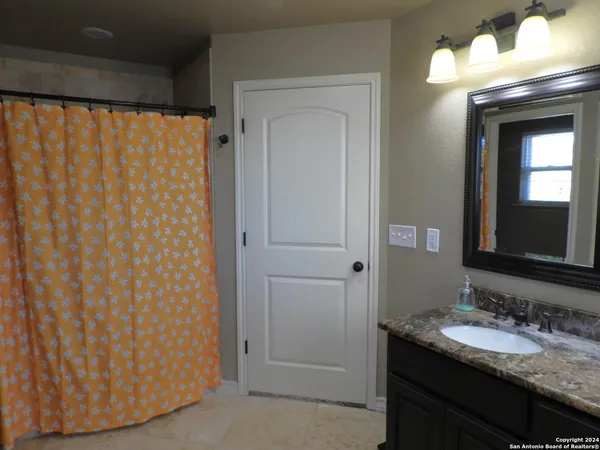 $259,500 | 155 Scenic Circle, Lakehills, TX 78063