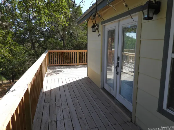 $259,500 | 155 Scenic Circle, Lakehills, TX 78063