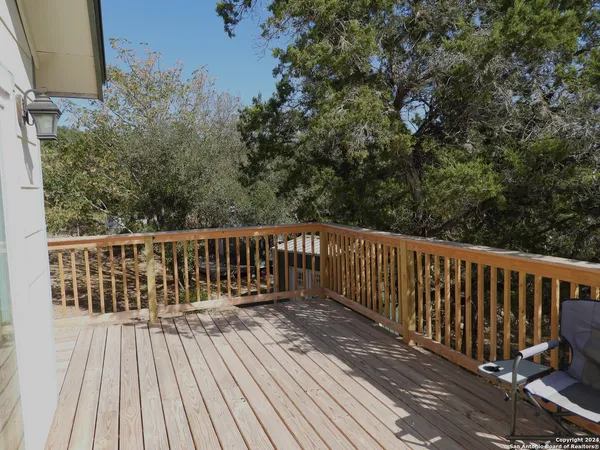 $259,500 | 155 Scenic Circle, Lakehills, TX 78063