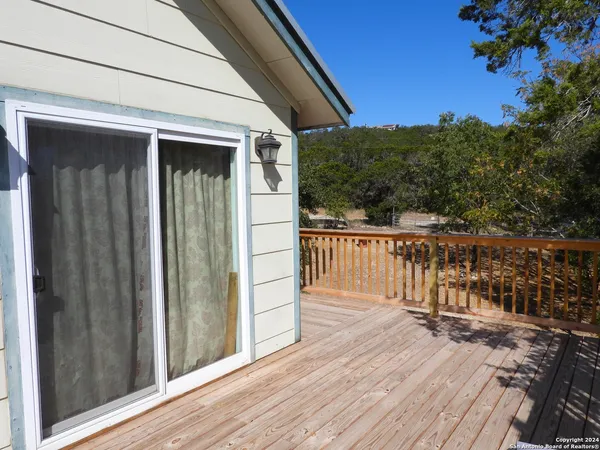 $259,500 | 155 Scenic Circle, Lakehills, TX 78063