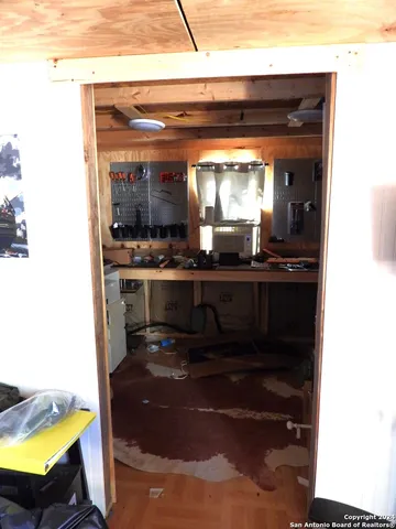 $275,000 | 155 Scenic Circle, Lakehills, TX 78063