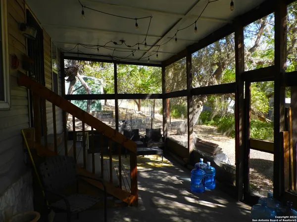 $259,500 | 155 Scenic Circle, Lakehills, TX 78063