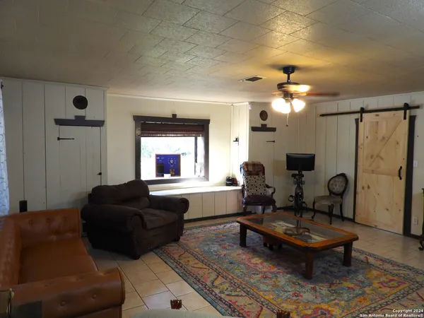 $259,500 | 155 Scenic Circle, Lakehills, TX 78063