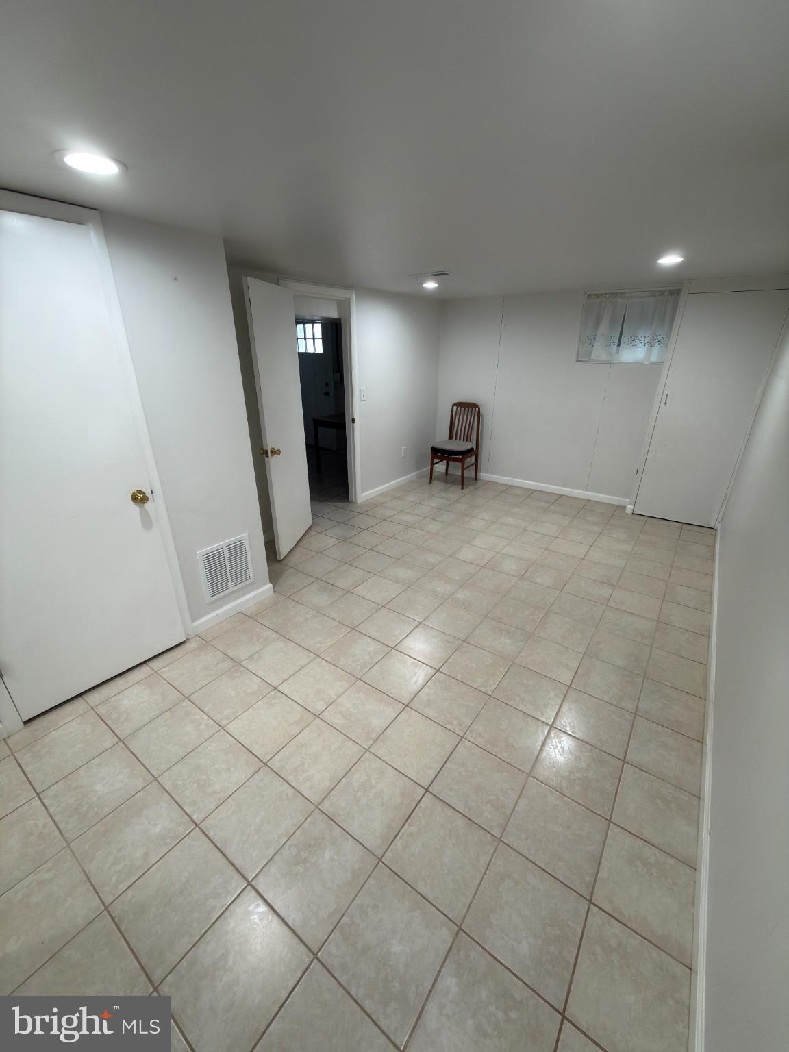 6919 Rolling Road Springfield, VA 22152 - Photo 14 of 20 Basement