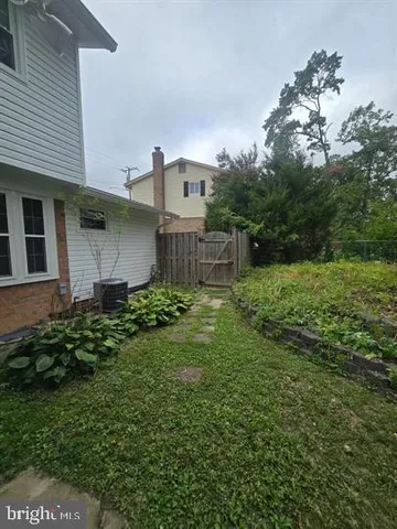 $4,000 | 6919 Rolling Road, Springfield, VA 22152