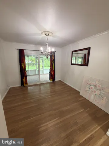 $4,000 | 6919 Rolling Road, Springfield, VA 22152