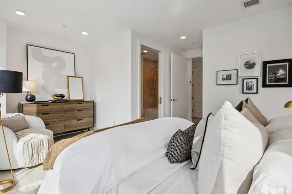 $2,725,000 | 4135 California Street, Unit 1, San Francisco, CA 94118