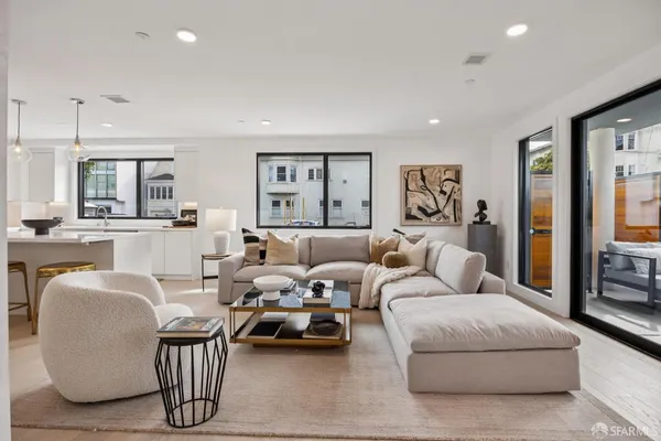 $2,725,000 | 4135 California Street, Unit 1, San Francisco, CA 94118