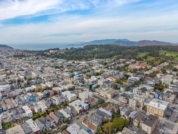 $2,725,000 | 4135 California Street, Unit 1, San Francisco, CA 94118