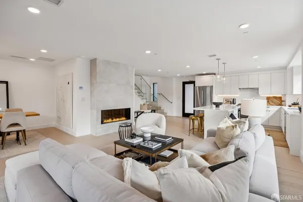 $2,725,000 | 4135 California Street, Unit 1, San Francisco, CA 94118