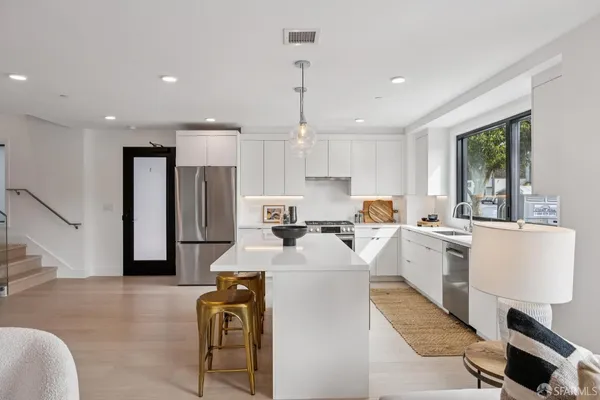 $2,725,000 | 4135 California Street, Unit 1, San Francisco, CA 94118