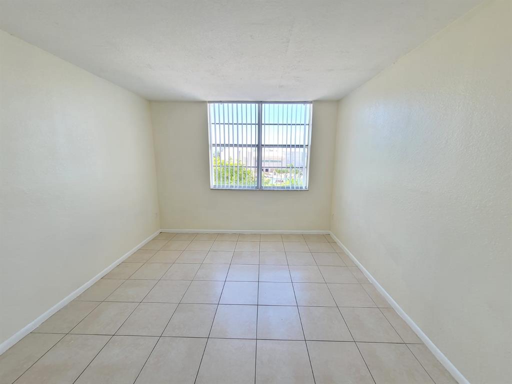 496 Northwest 165th Street, Unit D409 Miami, FL 33169 - Photo 11 of 20