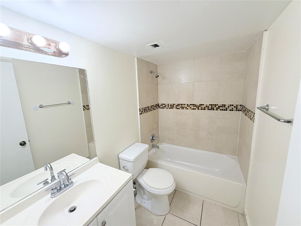 496 Northwest 165th Street, Unit D409 Miami, FL 33169 - Photo 9 of 20