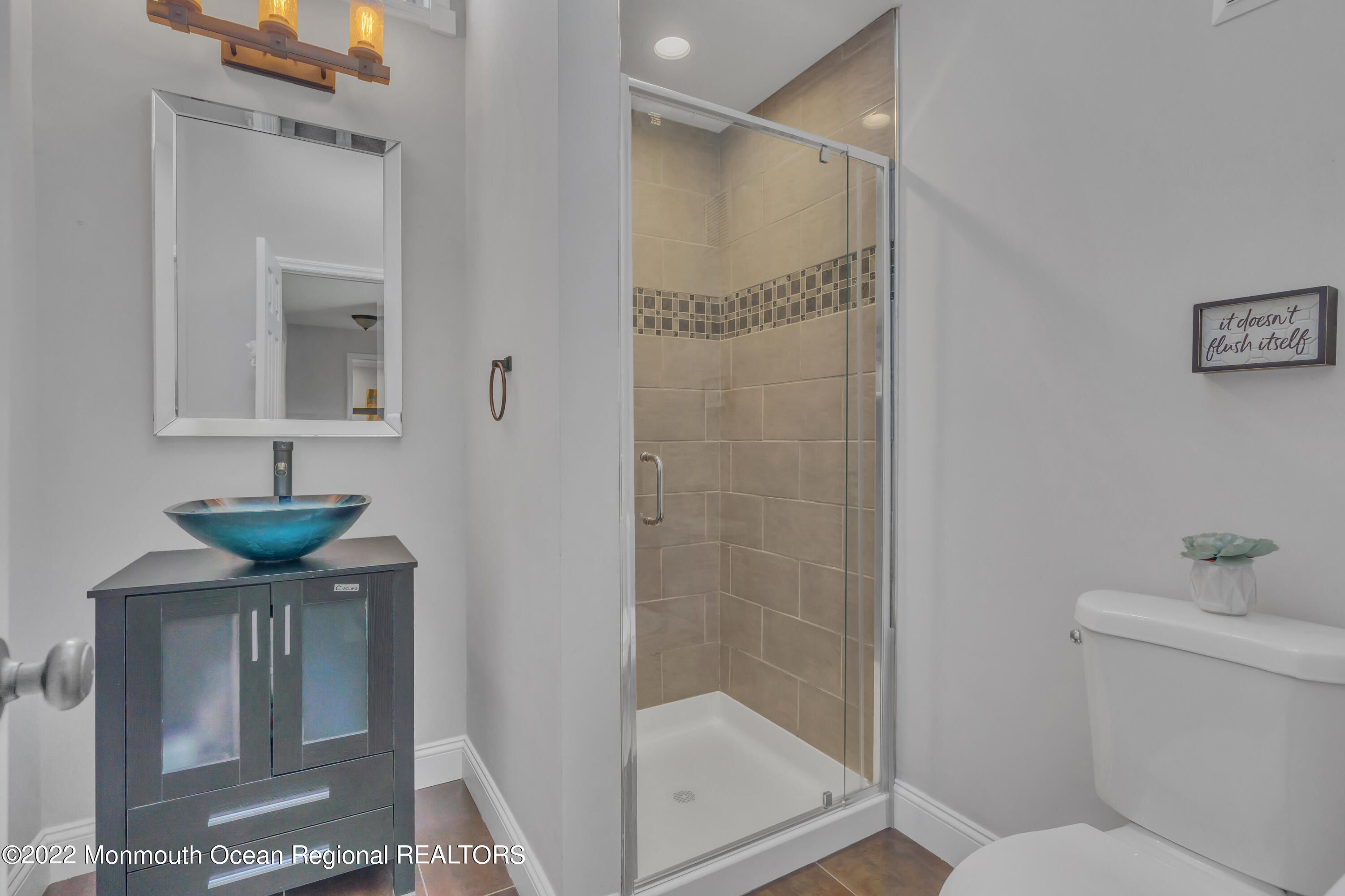 92 Old Post Road Freehold, NJ 07728 - Photo 13 of 31 016_dsc02041