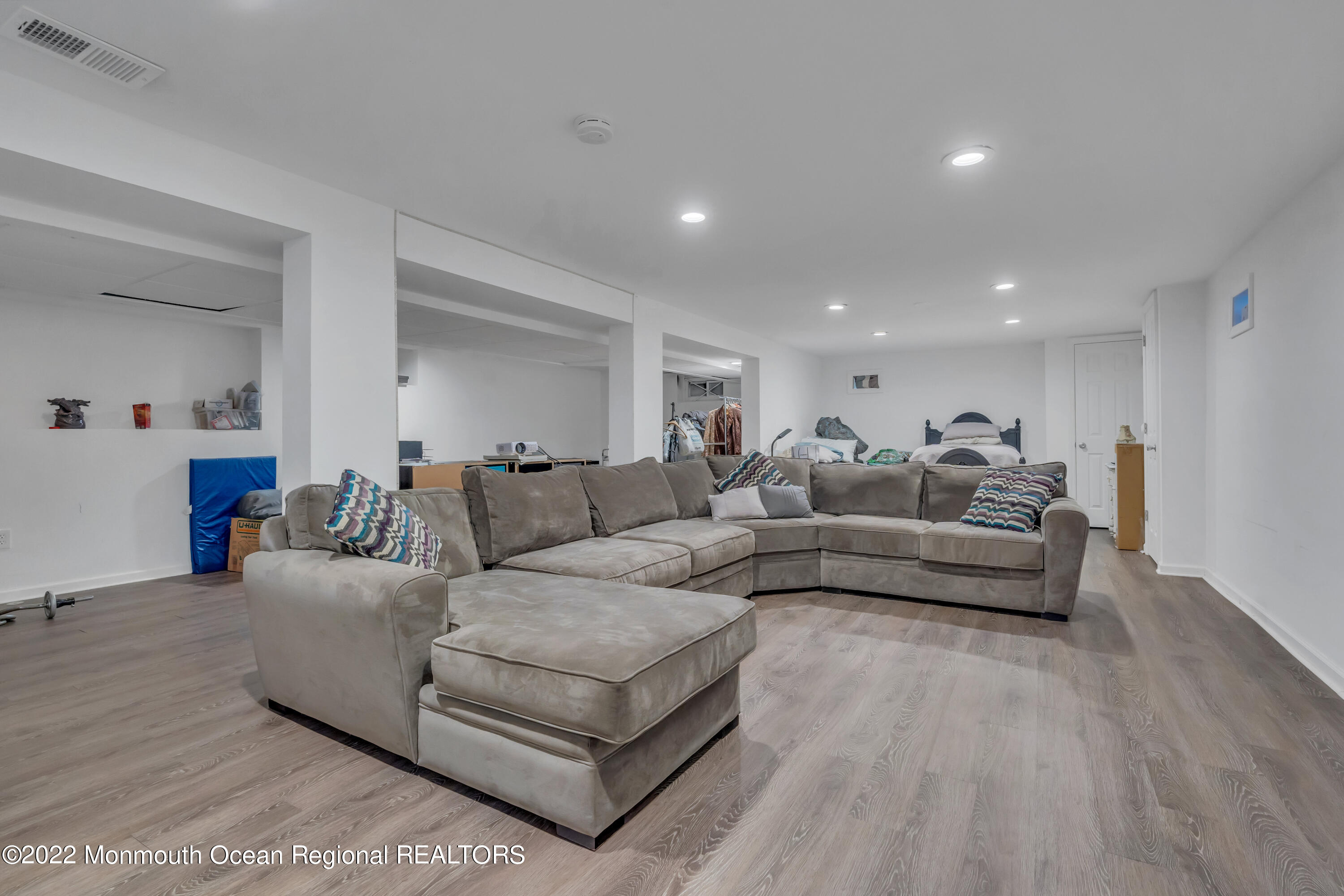 92 Old Post Road Freehold, NJ 07728 - Photo 14 of 31 017_dsc02016