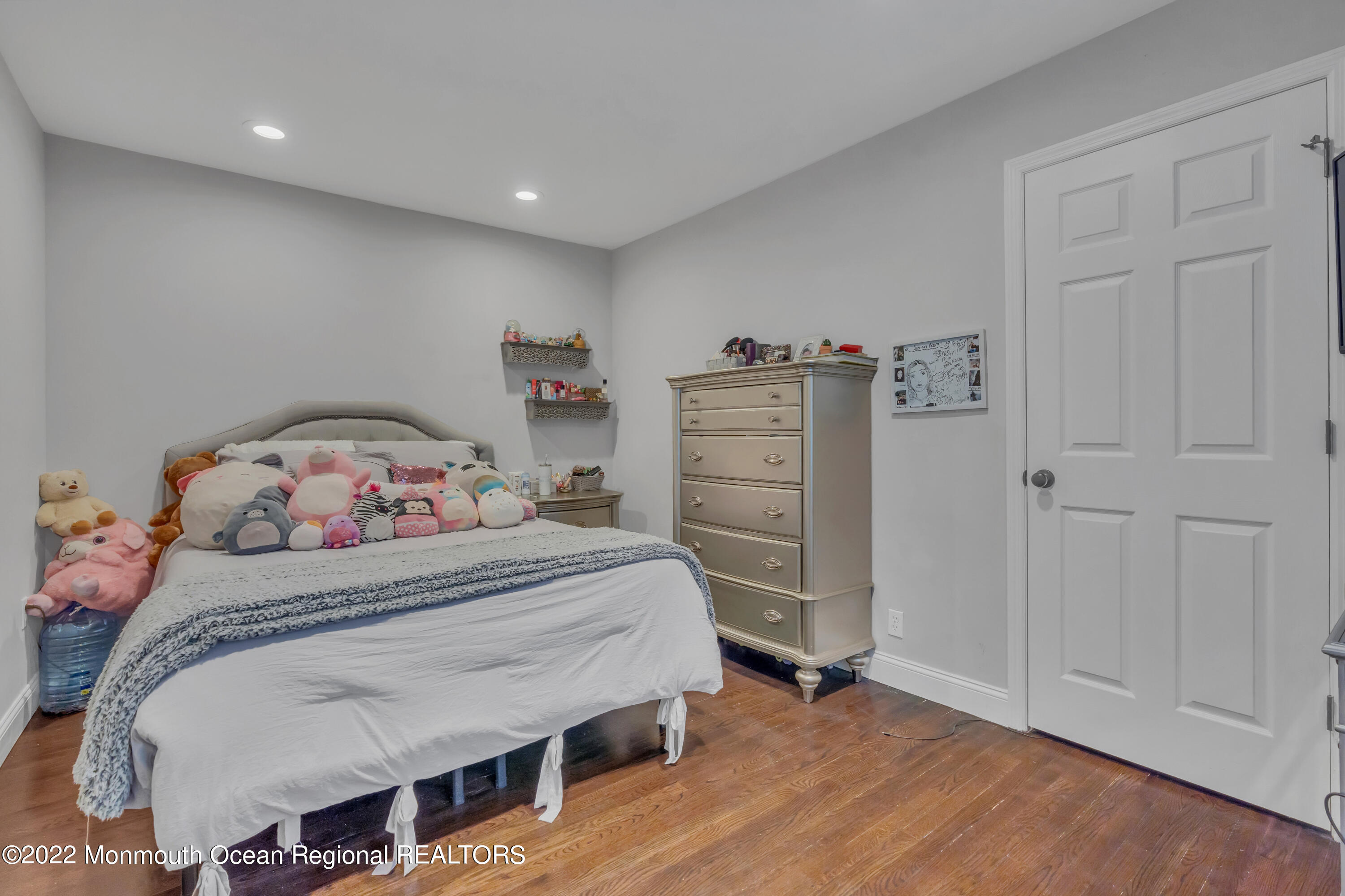 92 Old Post Road Freehold, NJ 07728 - Photo 15 of 31 018_dsc02181