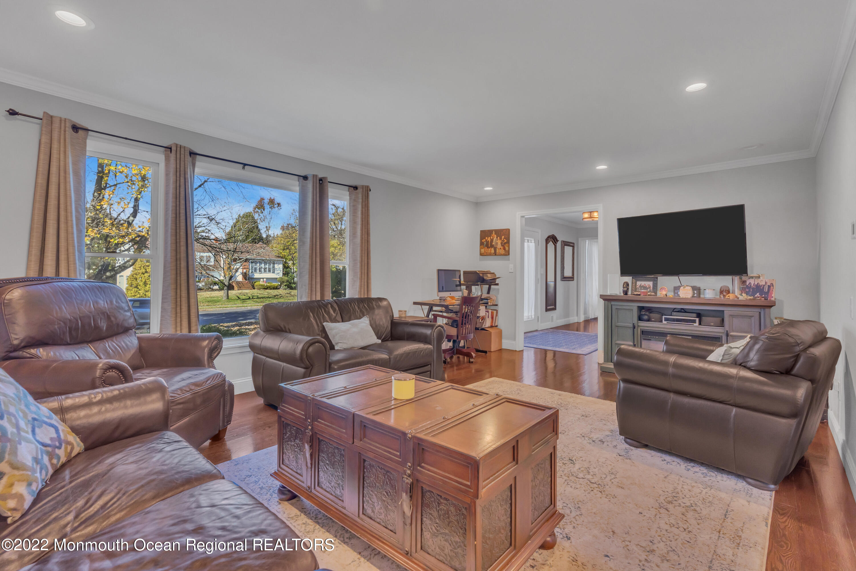 92 Old Post Road Freehold, NJ 07728 - Photo 5 of 31 006_dsc02071