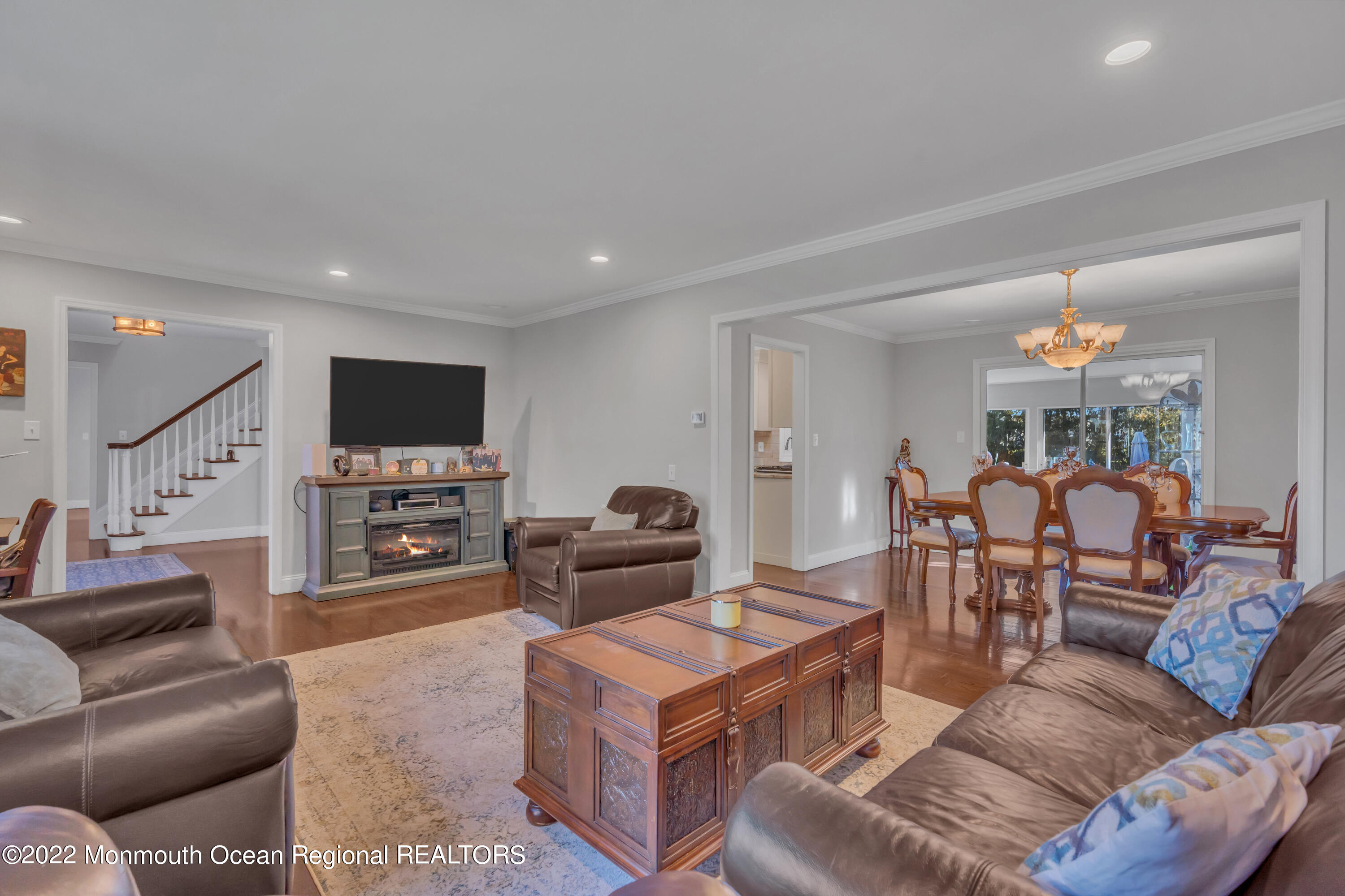 92 Old Post Road Freehold, NJ 07728 - Photo 6 of 31 007_dsc02076.jpg-1