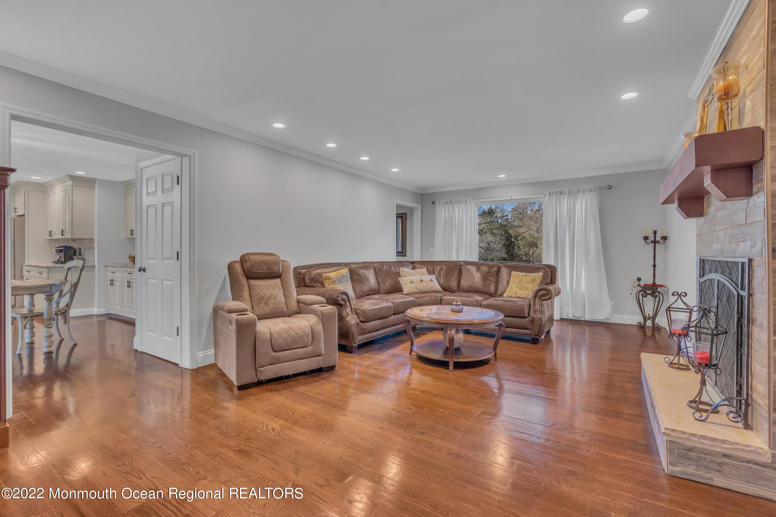 92 Old Post Road Freehold, NJ 07728 - Photo 9 of 31 012_dsc02151