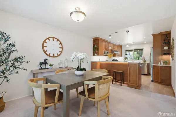 $899,000 | 3136 Rossmoor Parkway, Unit 5, Walnut Creek, CA 94595
