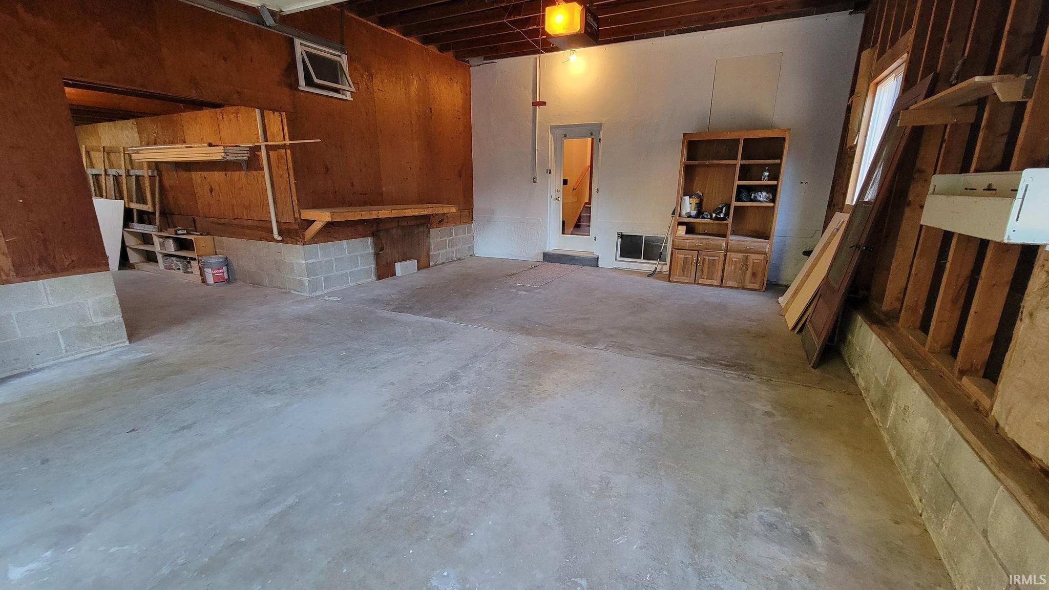 4091 South Warren Road Huntington, IN 46750 - Photo 27 of 29 Gallery Image 27