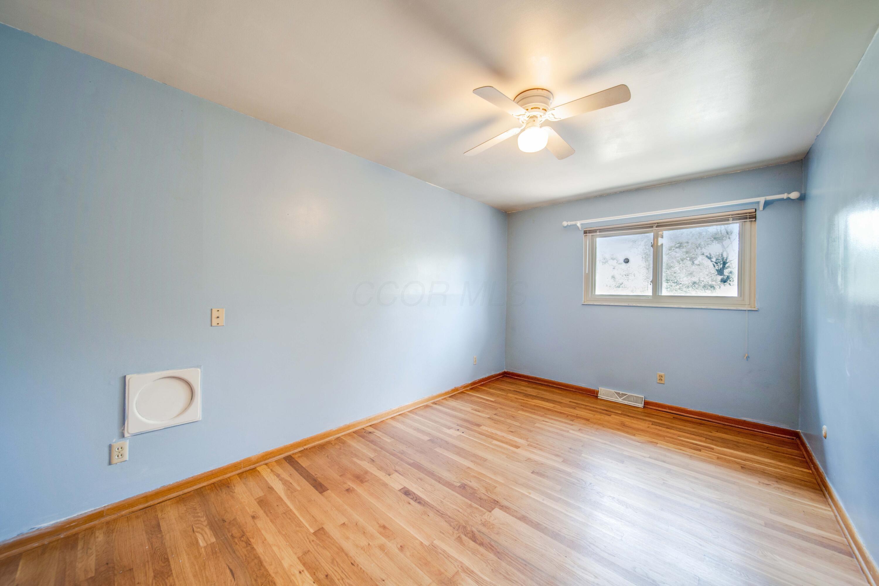 5546 Redwood Road Columbus, OH 43229 - Photo 36 of 66 36-print-A7400059_60_61