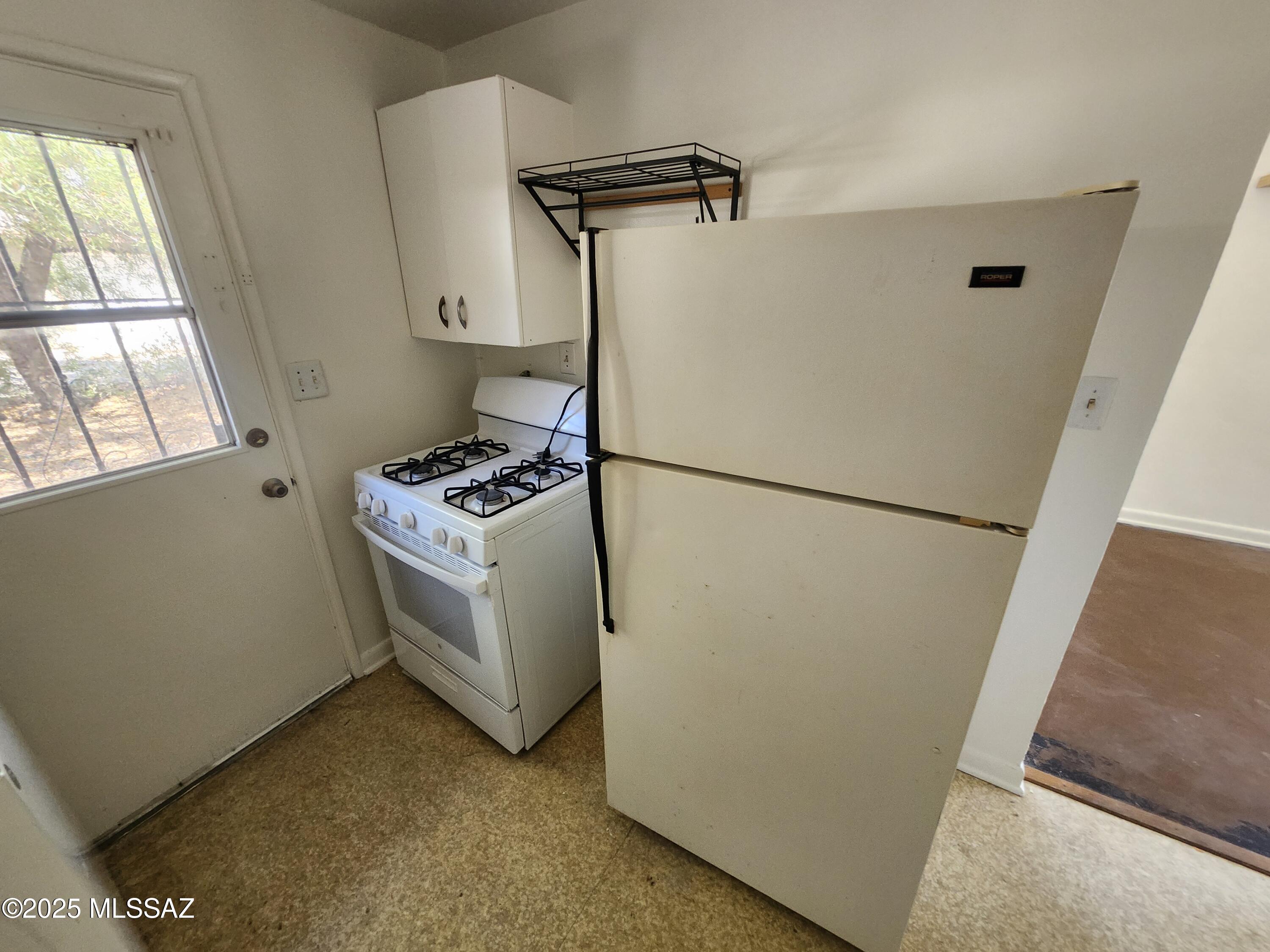 2713 East Fort Lowell Road Tucson, AZ 85716 - Photo 9 of 18