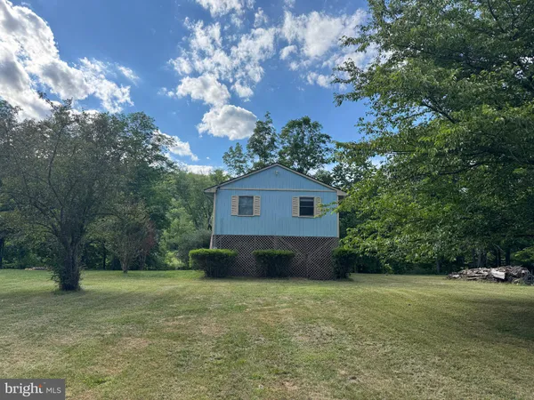 $219,000 | 259 River Drive, High View, WV 26808