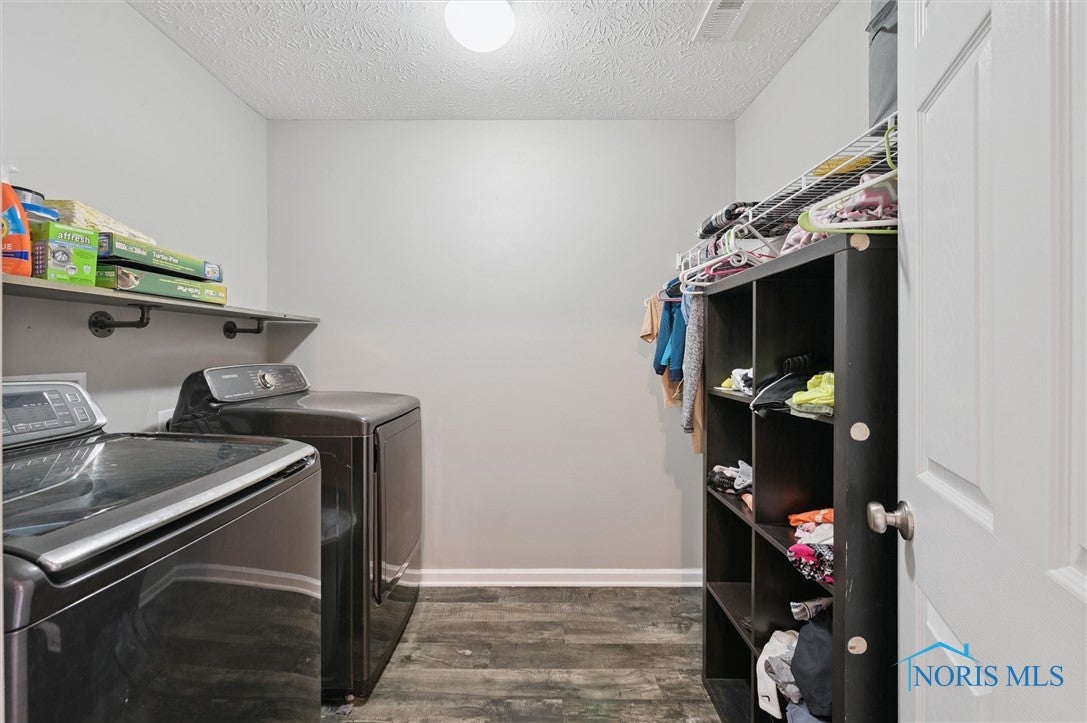 4396 Dowling Road Perrysburg, OH 43551 - Photo 39 of 49 Gallery Image 39