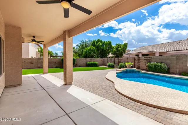 $1,145,000 | 2935 East Cathy Drive, Gilbert, AZ 85296