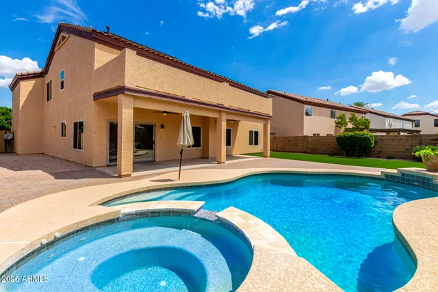 $1,145,000 | 2935 East Cathy Drive, Gilbert, AZ 85296