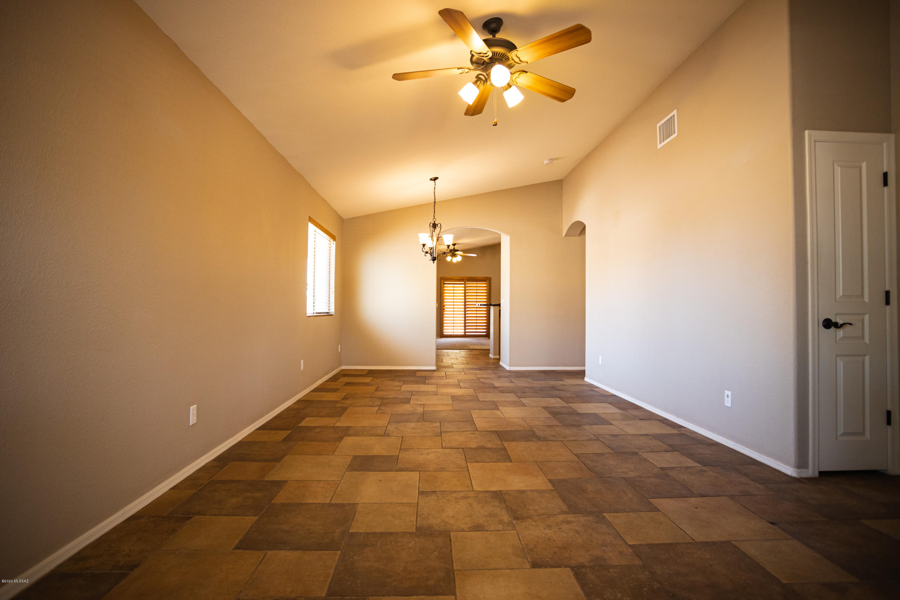 1546 North Old Ranch Road Tucson, AZ 85745 - Photo 6 of 37