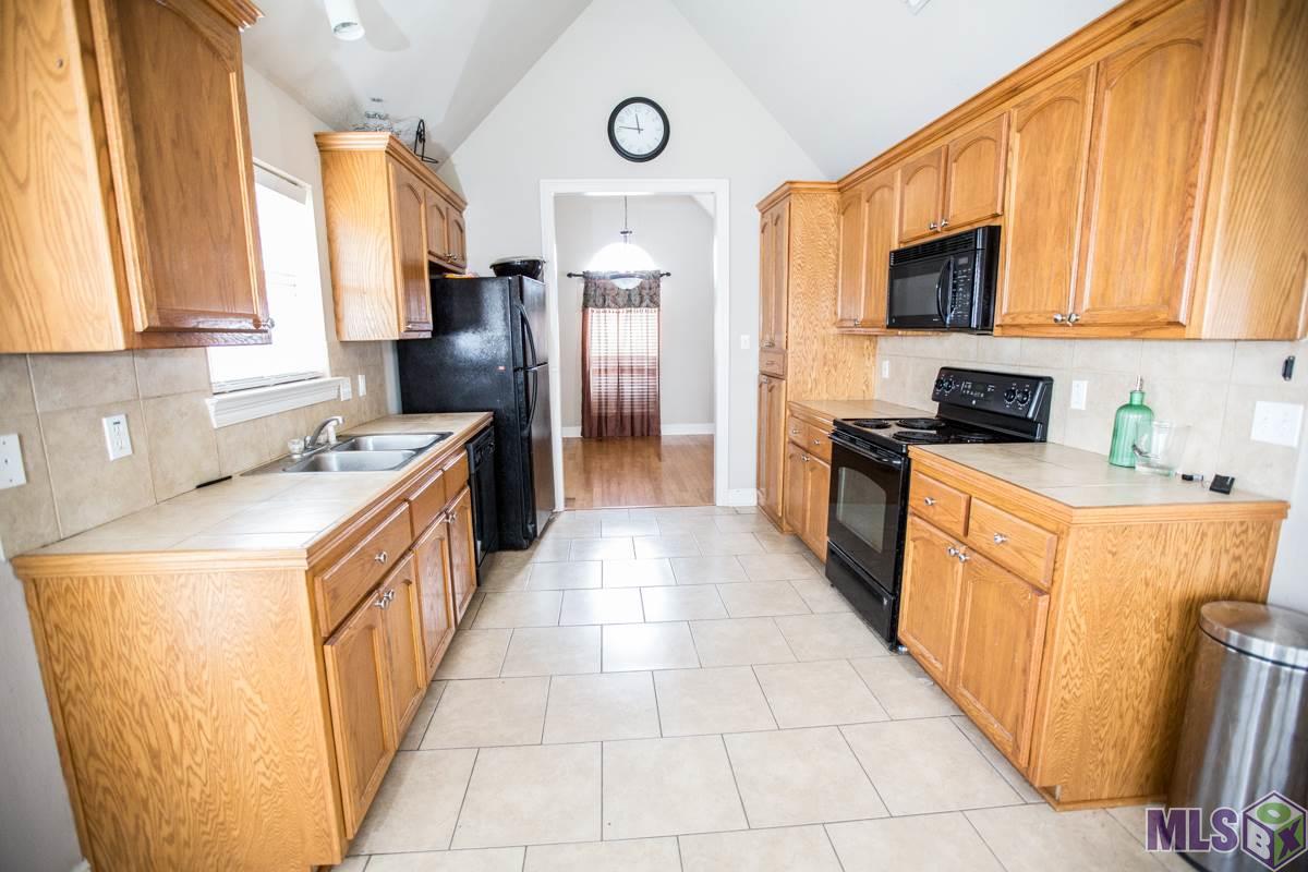 12221 Spring Valley Drive Geismar, LA 70734 - Photo 3 of 12 Gallery Image 3