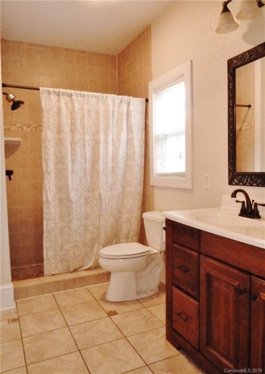 393 Church Road Fairview, NC 28730 - Photo 12 of 33 Gallery Image 12