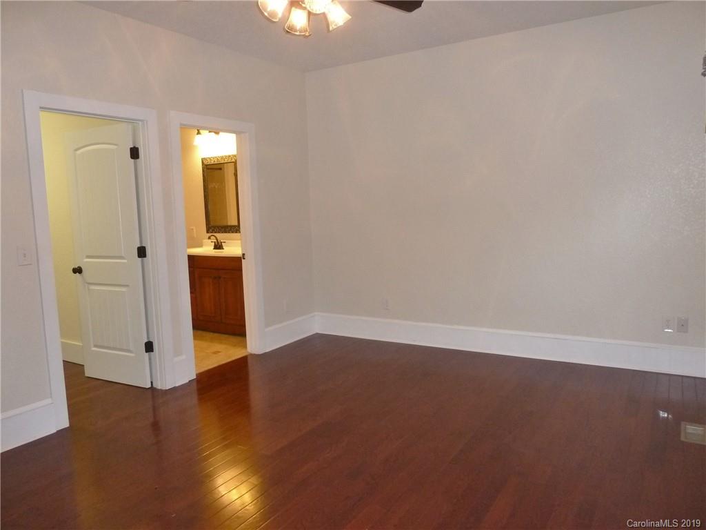 393 Church Road Fairview, NC 28730 - Photo 15 of 33 Gallery Image 15