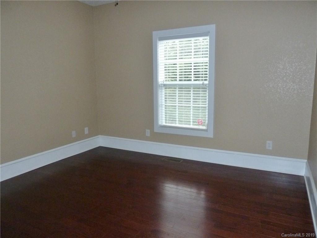 393 Church Road Fairview, NC 28730 - Photo 18 of 33 Gallery Image 18